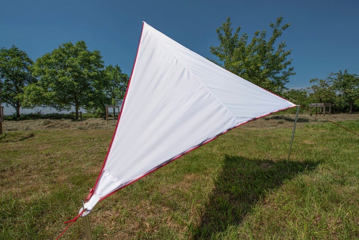 BENT Connectable awning “Zip-Canvas” white / zip red